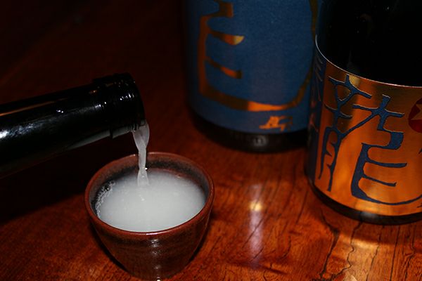 酒米・五百万石で造る酒は、澄み渡るほどきれいでスッキリした味わい。